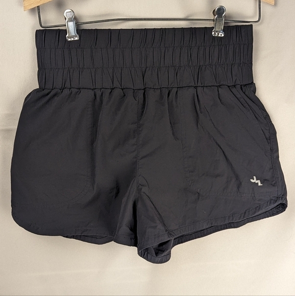 Joy Lab extra small black shorts juniors - Picture 2 of 5